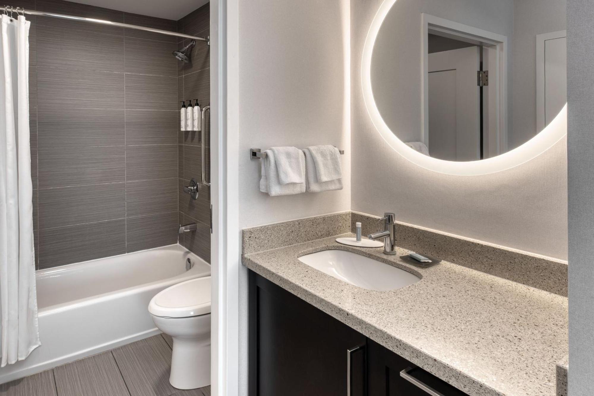 Towneplace Suites By Marriott Belleville Exterior foto