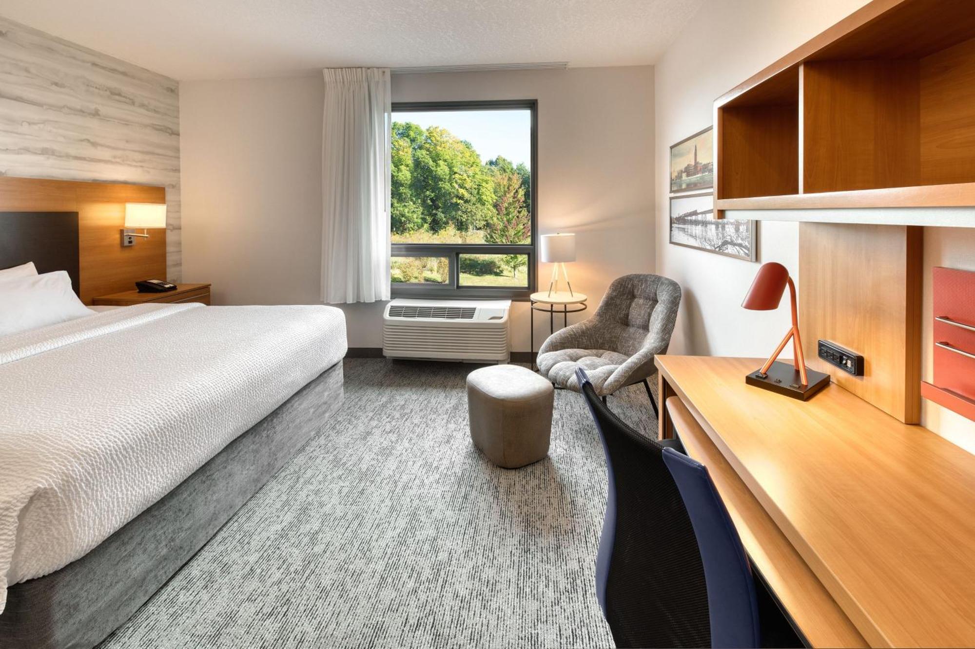 Towneplace Suites By Marriott Belleville Exterior foto